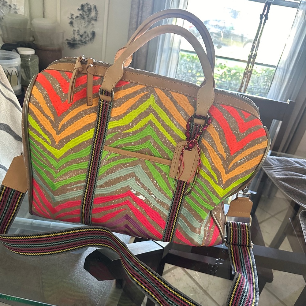 Consuela - Veronica Jetsetter